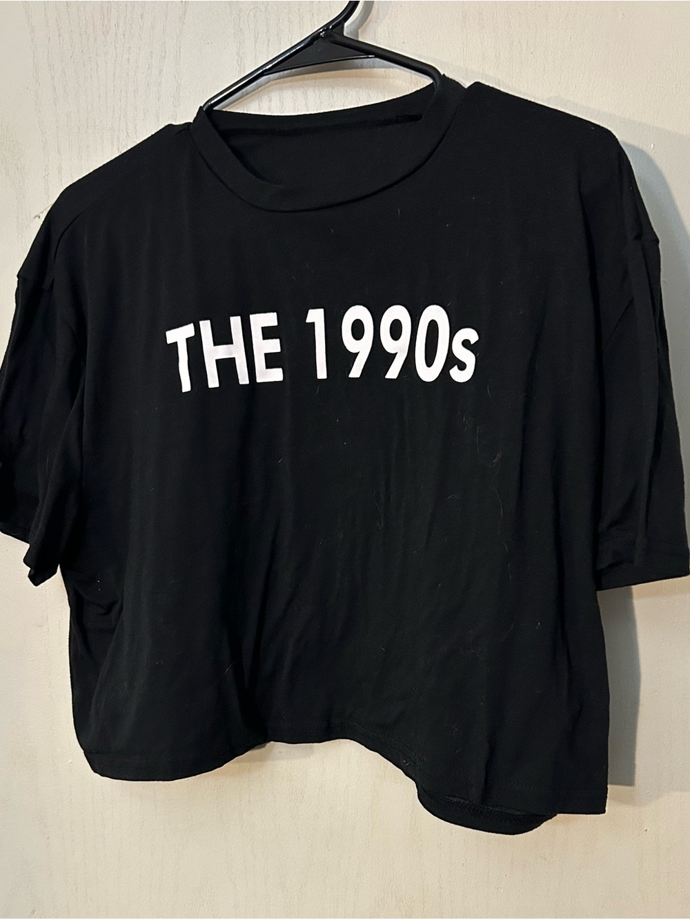Black "The 1990s" Graphic Tee - Women